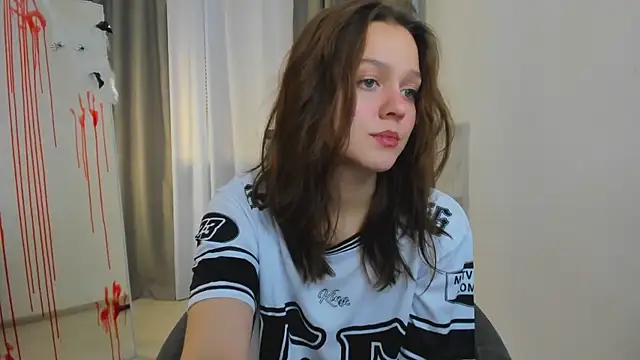 Snapshot of Addelin_Moon chatting on October 24, 2025, 4:14 pm Addelin Moon online show from October 24, 2025, 4:14 pm