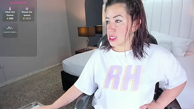 vanity sex online show from December 6, 2024, 11:44 am
