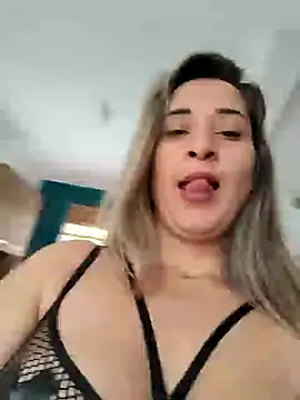 Snapshot of annamell chatting on December 5, 2024, 1:38 pm annamell online show from December 5, 2024, 1:38 pm