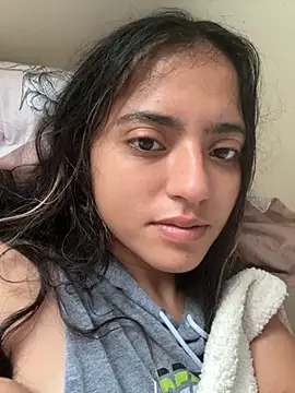 Snapshot of ViolettaSummer chatting on November 8, 2025, 11:21 am ViolettaSummer online show from November 8, 2025, 11:21 am