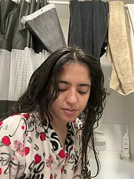 ViolettaSummer online show from June 6, 2026, 2:00 pm