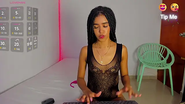 Snapshot of Lorena_Hawkins chatting on September 23, 2025, 4:10 pm Lorena Hawkins online show from September 23, 2025, 4:10 pm