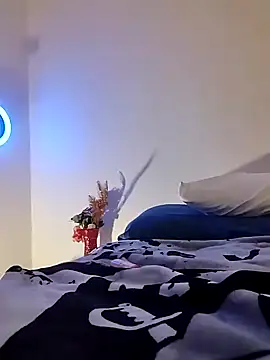 Snapshot of Papinine6 chatting on September 11, 2025, 5:24 pm Papinine6 online show from September 11, 2025, 5:24 pm