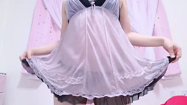 -YU- online show from May 10, 2026, 5:51 pm