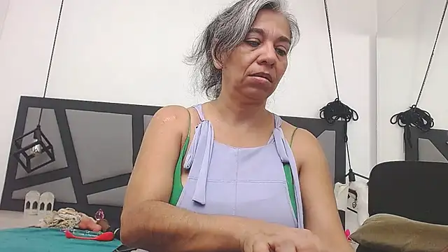 Snapshot of chanel_grant chatting on October 17, 2025, 6:43 pm chanel grant online show from October 17, 2025, 6:43 pm