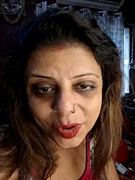 Snapshot of Maaya66 chatting on April 22, 2026, 11:12 am Maaya66 online show from April 22, 2026, 11:12 am