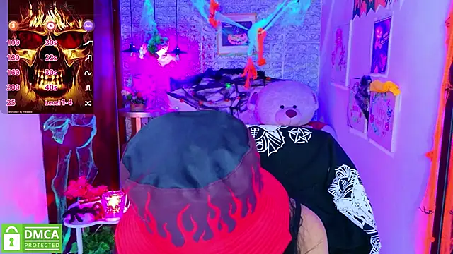 Snapshot of REDHOTTER_ chatting on October 29, 2025, 8:21 pm REDHOTTER online show from October 29, 2025, 8:21 pm