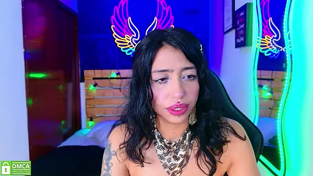 REDHOTTER  online show from May 4, 2026, 7:54 pm