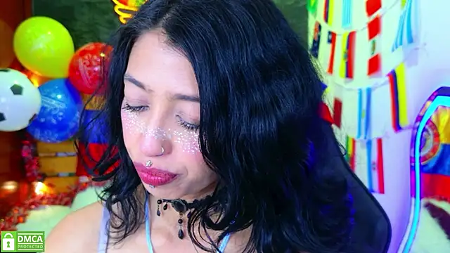 REDHOTTER  online show from June 18, 2026, 8:02 pm