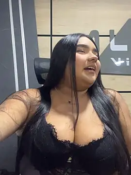 little lissiee online show from June 25, 2026, 11:09 pm