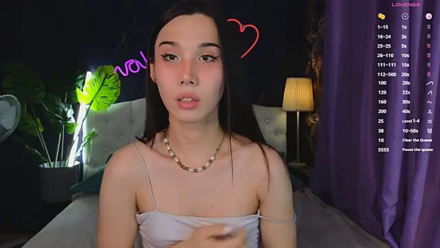 Snapshot of Kaia_Sunshine_Mia chatting on January 30, 2025, 2:36 pm Kaia Sunshine Mia online show from January 30, 2025, 2:36 pm