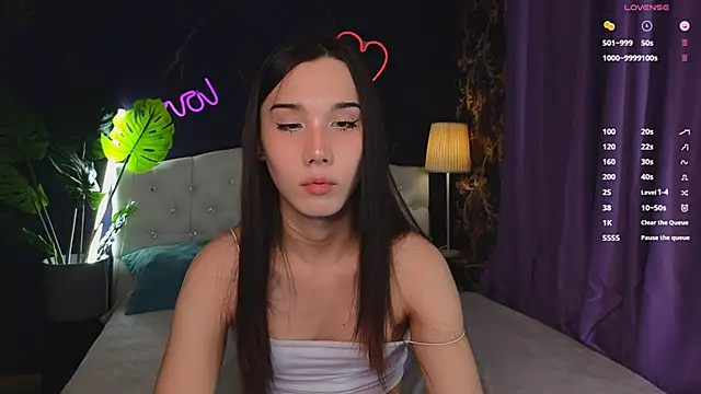 Snapshot of Kaia_Sunshine_Mia chatting on February 1, 2025, 2:24 pm Kaia Sunshine Mia online show from February 1, 2025, 2:24 pm