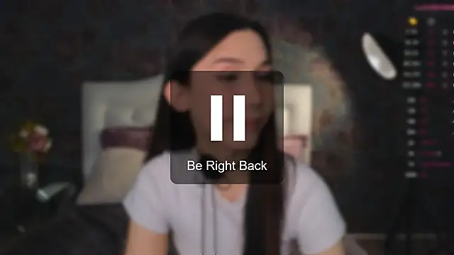 Snapshot of Kaia_Sunshine_Mia chatting on February 17, 2025, 6:04 pm Kaia Sunshine Mia online show from February 17, 2025, 6:04 pm