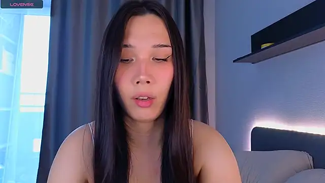 Kaia Sunshine Mia online show from June 15, 2026, 2:52 pm
