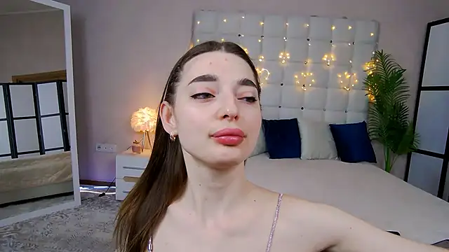 NicoleRosss online show from January 16, 2025, 8:22 am
