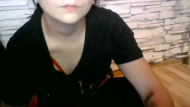 Snapshot of _xPani_x2 chatting on September 15, 2025, 5:35 pm  xPani x2 online show from September 15, 2025, 5:35 pm