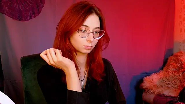 Orianna Fox online show from September 9, 2025, 3:11 pm