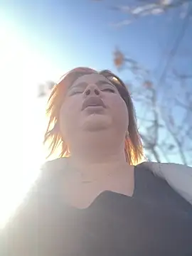 Snapshot of AllysonK chatting on December 15, 2024, 9:24 am AllysonK online show from December 15, 2024, 9:24 am