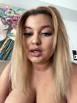 Snapshot of AllysonK chatting on January 24, 2025, 11:26 am AllysonK online show from January 24, 2025, 11:26 am