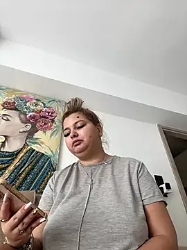 Snapshot of AllysonK chatting on March 7, 2025, 9:29 am AllysonK online show from March 7, 2025, 9:29 am