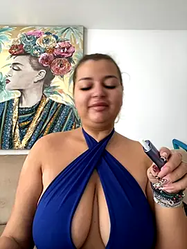 Snapshot of AllysonK chatting on September 24, 2025, 10:29 am AllysonK online show from September 24, 2025, 10:29 am