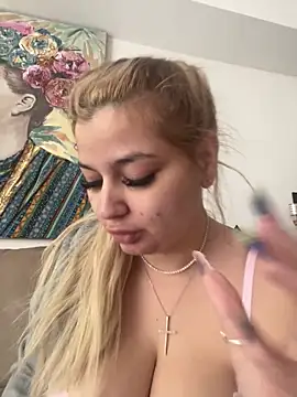 AllysonK online show from May 5, 2026, 11:07 am