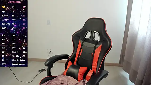 maryluna95 online show from October 31, 2025, 3:13 pm