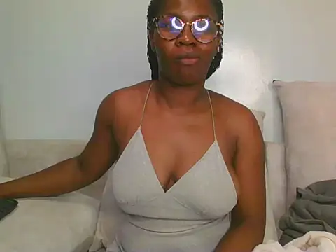 lisaa544 online show from June 30, 2026, 5:41 am