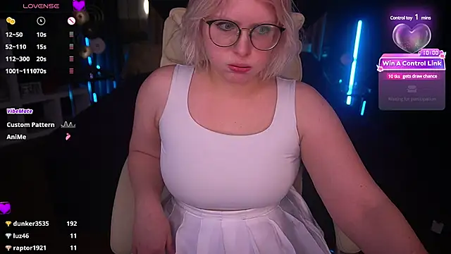 CoolTatis online show from January 24, 2025, 9:15 pm