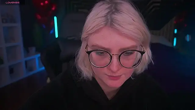 CoolTatis online show from February 16, 2025, 1:27 pm