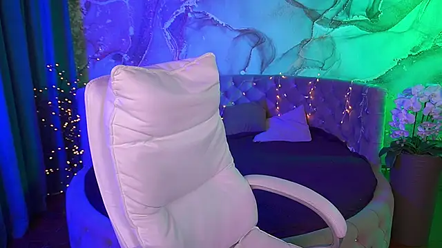 CoolTatis online show from September 30, 2025, 6:51 am