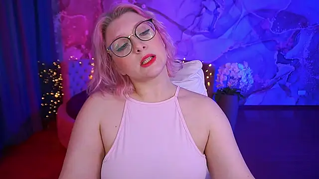 CoolTatis online show from October 6, 2025, 5:49 am