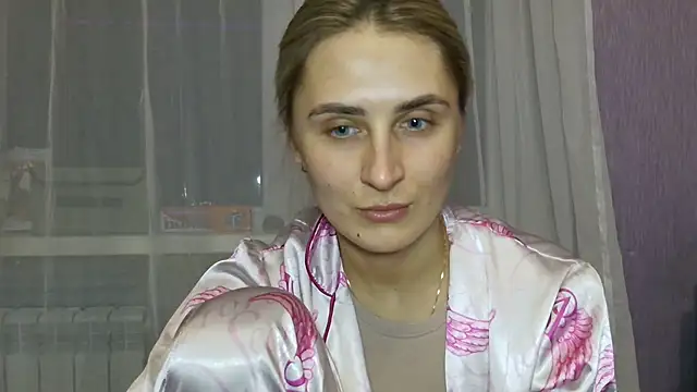 Snapshot of Jessie_August chatting on December 12, 2024, 8:14 am Jessie August online show from December 12, 2024, 8:14 am