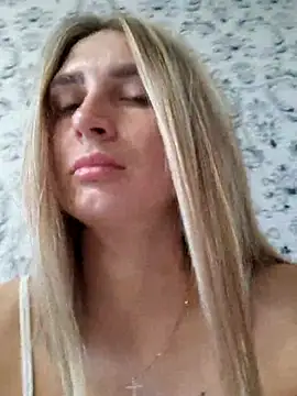 Snapshot of Jessie_August chatting on October 9, 2025, 7:50 am Jessie August online show from October 9, 2025, 7:50 am