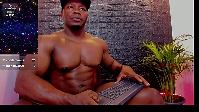 Snapshot of tommike chatting on February 21, 2025, 3:32 pm tommike online show from February 21, 2025, 3:32 pm