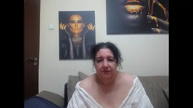 maturekorine online show from May 3, 2026, 8:26 pm