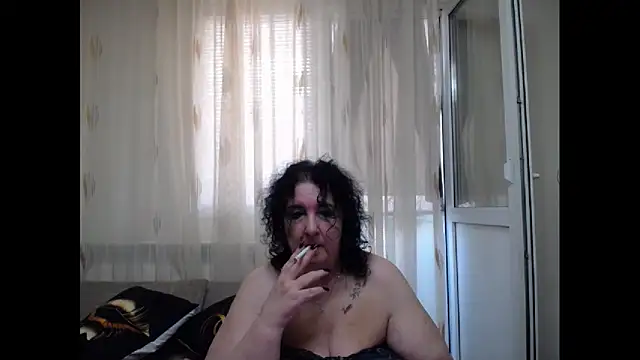 maturekorine online show from June 29, 2026, 3:23 pm