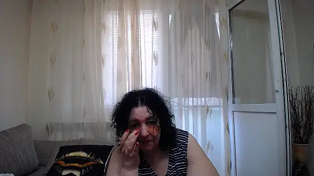 maturekorine online show from July 27, 2026, 12:23 pm