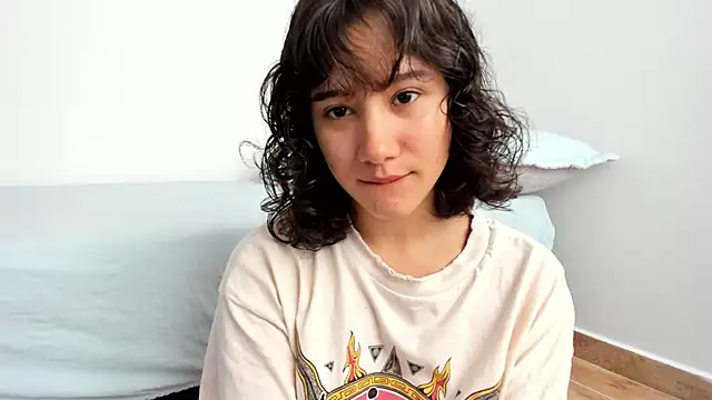 Snapshot of Eli_dl chatting on January 4, 2025, 5:58 pm Eli dl online show from January 4, 2025, 5:58 pm