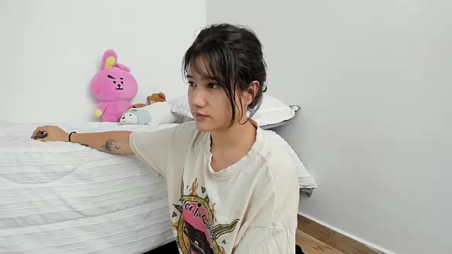 Snapshot of Eli_dl chatting on January 14, 2025, 8:48 pm Eli dl online show from January 14, 2025, 8:48 pm