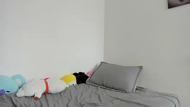 Snapshot of Eli_dl chatting on September 19, 2025, 4:07 pm Eli dl online show from September 19, 2025, 4:07 pm