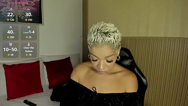 summer night  online show from February 24, 2026, 11:41 am