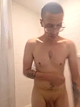 Snapshot of Hatchetwound6969 chatting on March 2, 2026, 3:52 am Hatchetwound6969 online show from March 2, 2026, 3:52 am