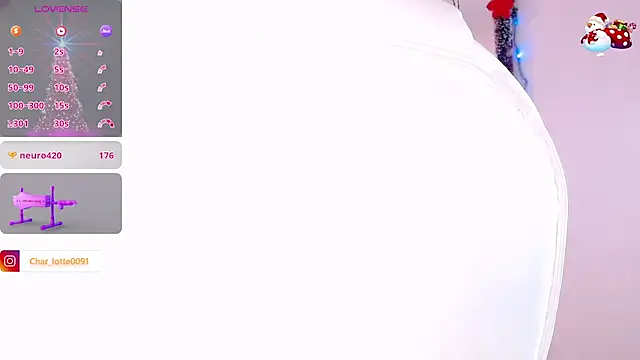 Snapshot of Charlotte_Jones__ chatting on December 20, 2024, 5:40 pm Charlotte Jones online show from December 20, 2024, 5:40 pm