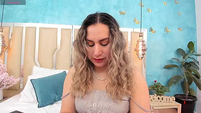 RubbyTaylor online show from May 6, 2026, 2:33 pm