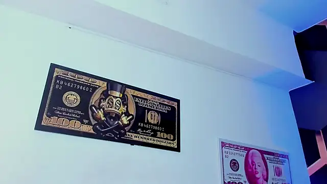 Snapshot of Elsalombardi_ chatting on October 15, 2025, 12:16 pm Elsalombardi  online show from October 15, 2025, 12:16 pm