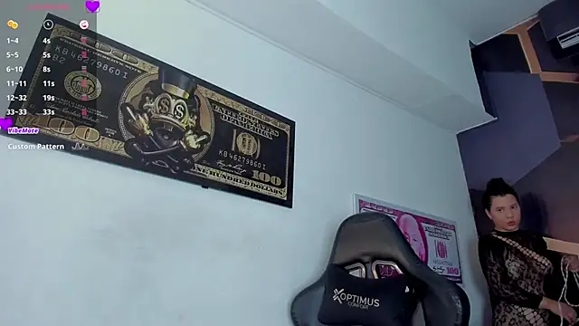 Snapshot of Elsalombardi_ chatting on October 18, 2025, 12:28 pm Elsalombardi  online show from October 18, 2025, 12:28 pm