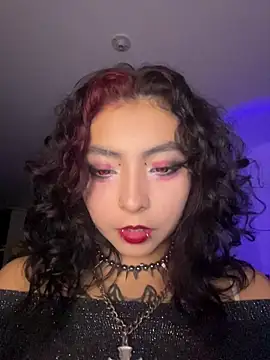 Snapshot of _Gothiccbitch_ chatting on March 3, 2026, 6:52 am Gothiccbitch online show from March 3, 2026, 6:52 am