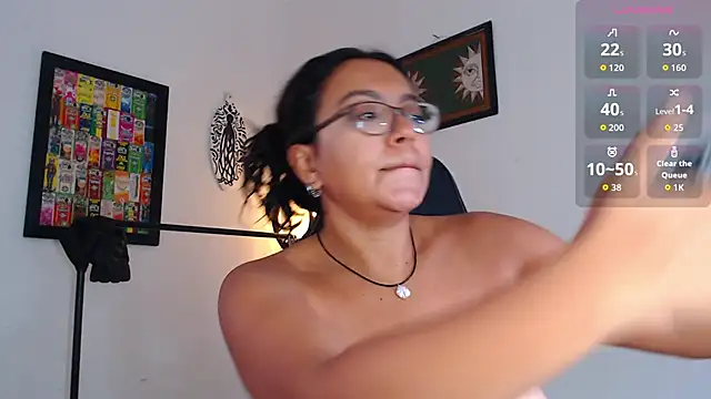 Rachell  420 online show from May 26, 2026, 3:19 pm