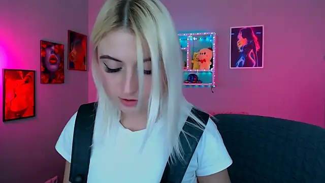 melisa white1 online show from May 3, 2026, 7:53 pm